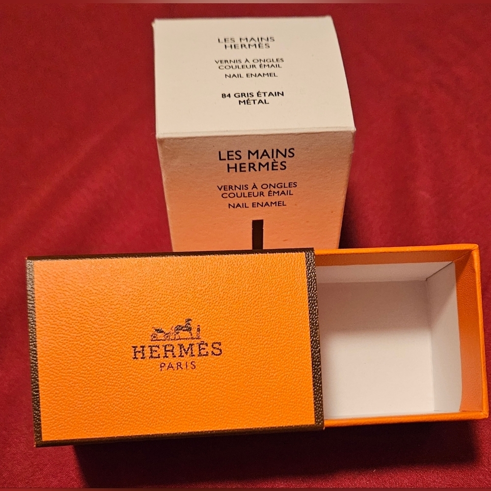 NEW Hermes Small Display Nail Polish Gift Box Slider Pull Perfume Travel Storage